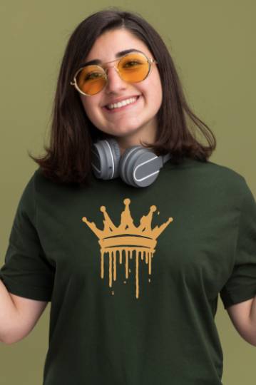 Drip Crown Urban Graphic T-Shirt